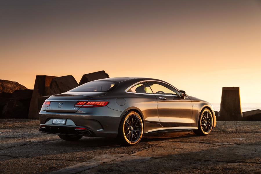  Mercedes-AMG S63 4Matic+ Coupe (C217) 2018 года  (AU) (фото 17 из 40)
